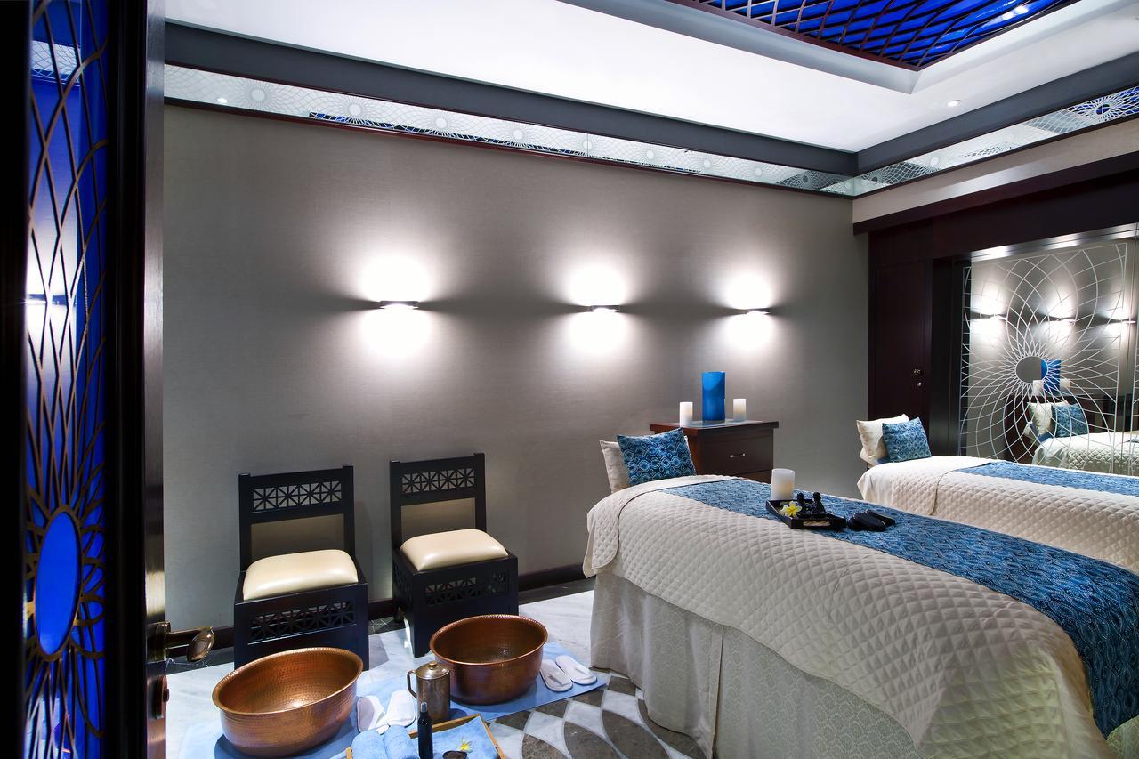 Bab Al Qasr Residence Абу Даби Екстериор снимка
