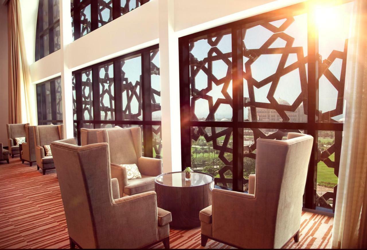 Bab Al Qasr Residence Абу Даби Екстериор снимка